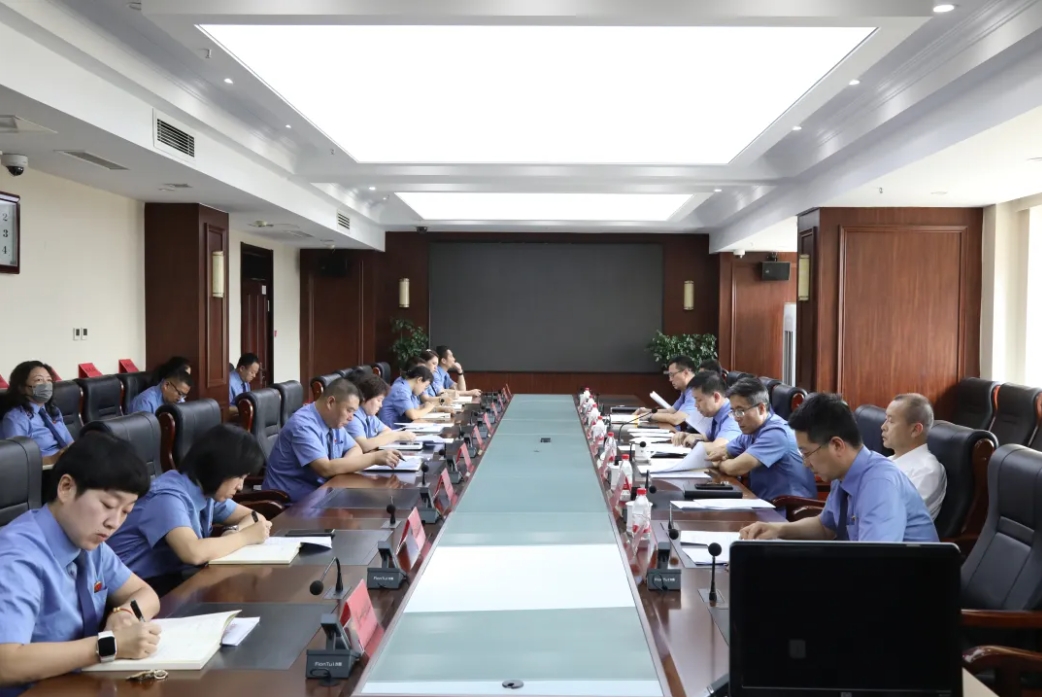 抚顺市人民检察院召开党组（扩大）会议总结深入贯彻中央八项规定精神学习教育情况